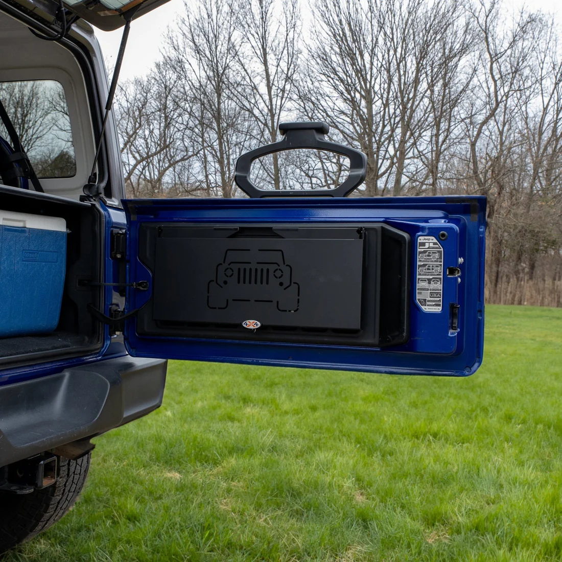 2007 & Up Jeep Wrangler Double Level Deluxe Tailgate Table - Image 2
