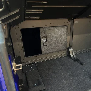 2011–2018 Jeep JKU Wrangler 4DR Locking Rear Door Kit for Extreme EZTRUNK