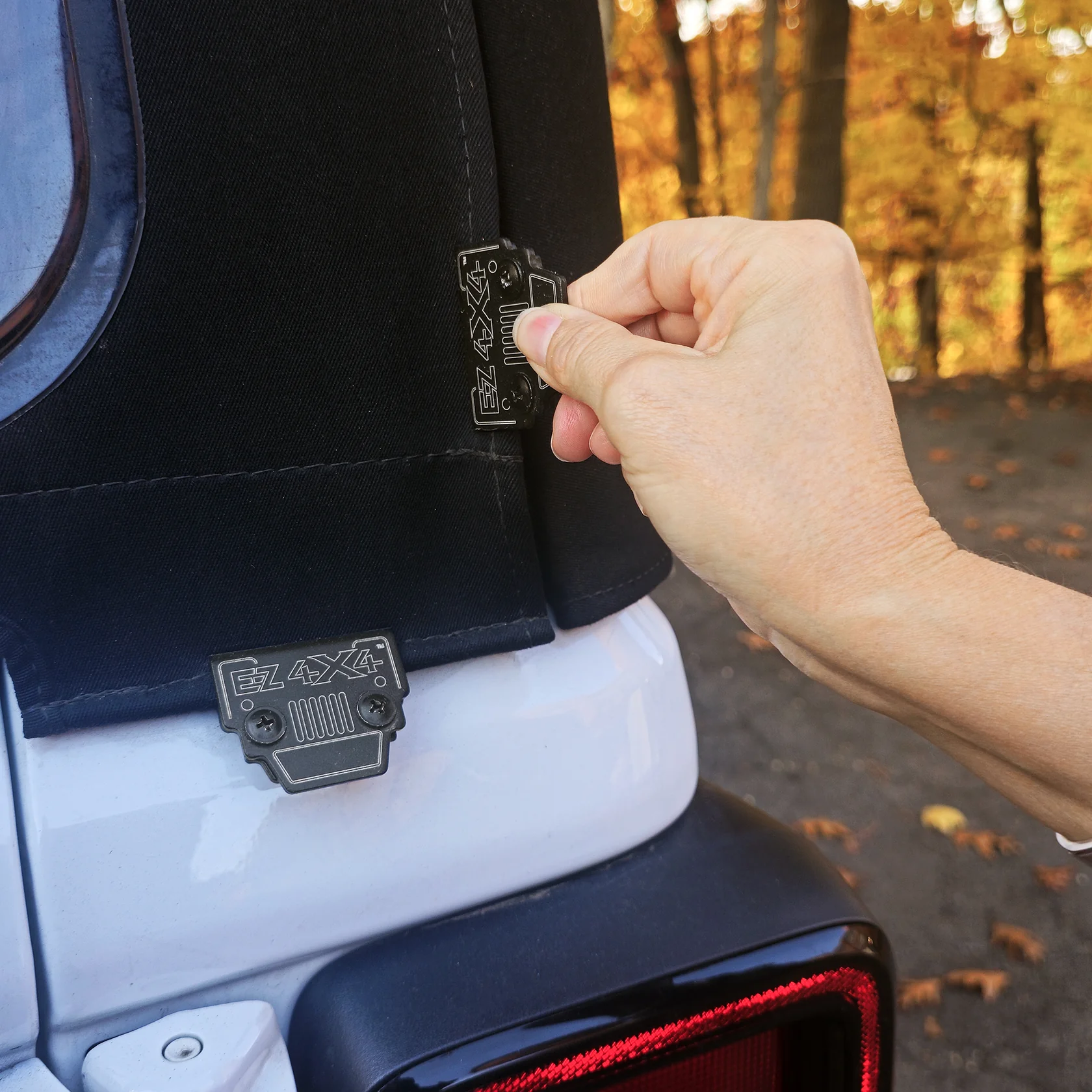 Soft Top Jeep Wrangler Window Clips - 6 Pack - Image 3