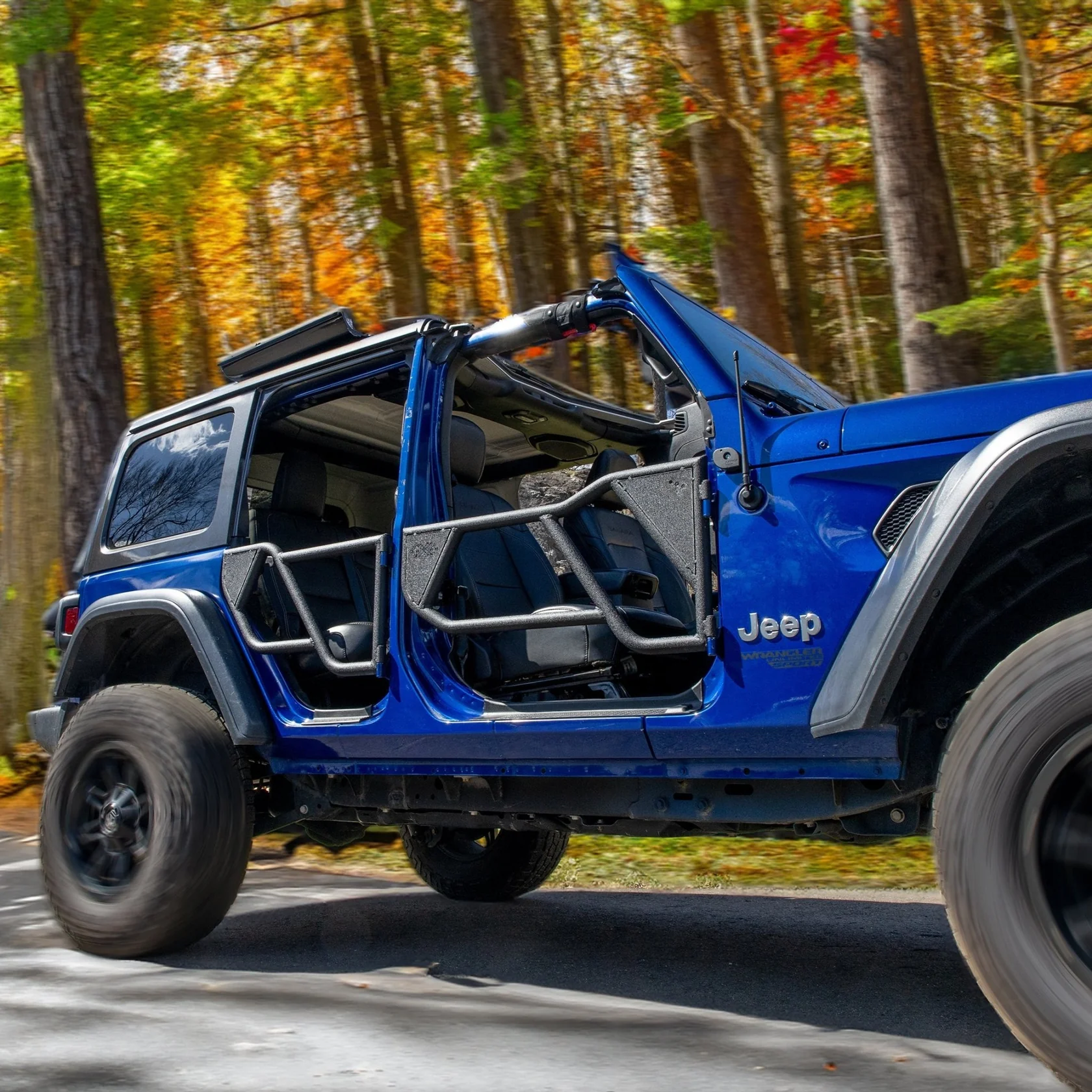 2007–2018 Jeep JKU Wrangler 4DR Razor Aluminum Tube Doors - Image 4