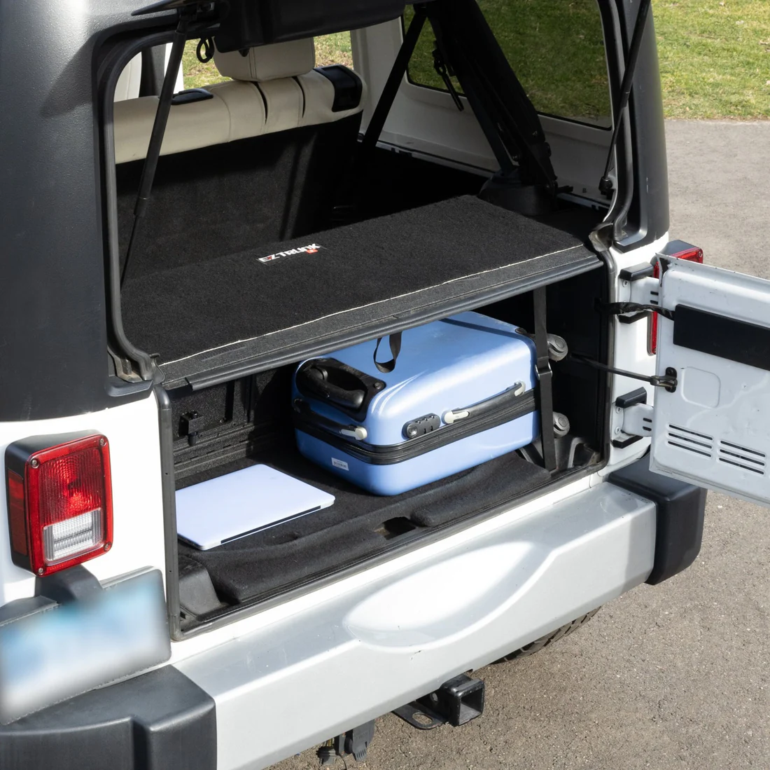 2007–2010 Jeep JKU/JK Wrangler 4DR/2DR EZTRUNK Carpet - Image 5
