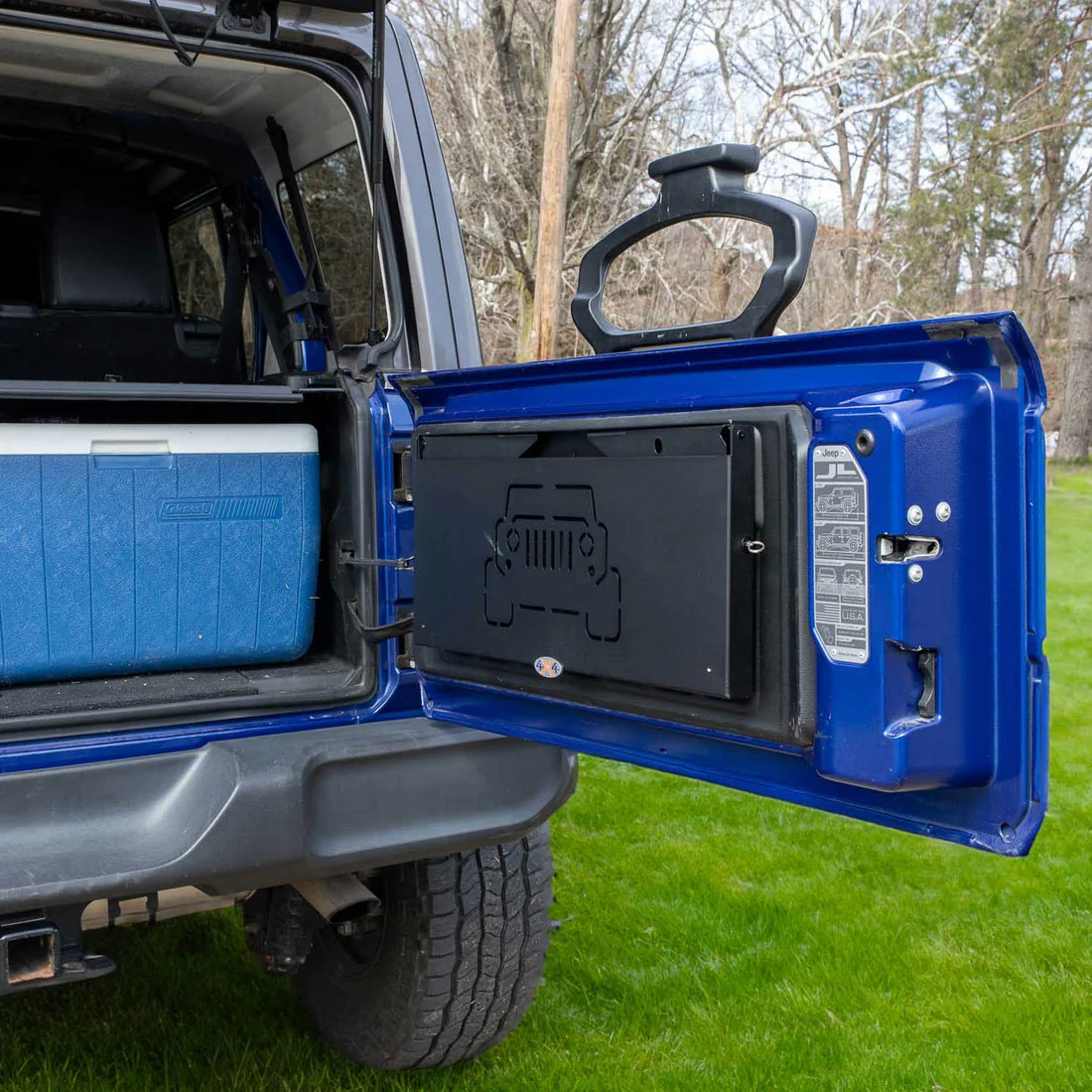 2007 & Up Jeep Wrangler Single Level Deluxe Folding Tailgate Table - Image 7