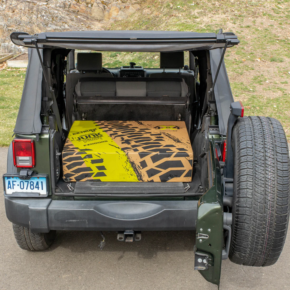 2007–2010 Jeep JKU/JK Wrangler 4DR/2DR EZTRUNK Folding Security Trunk - Image 8