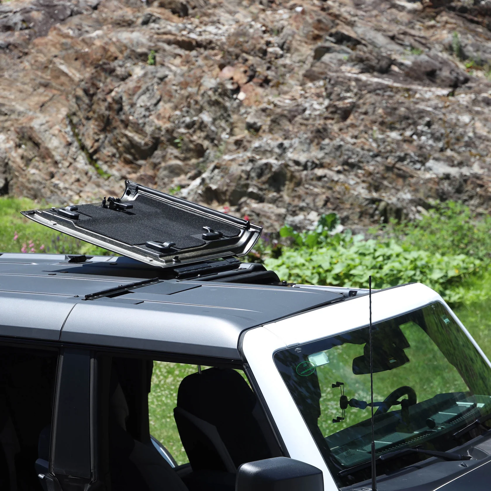 2021 & Up Bronco 4DR/2DR EZ FlipTop