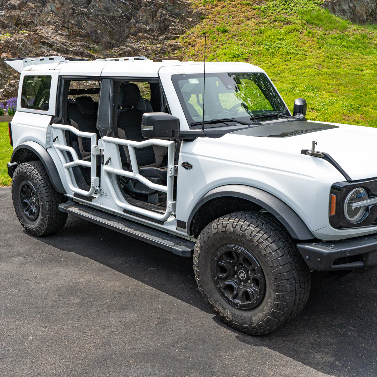 2021 & Up Bronco 4DR Alpha Aluminum Tube Doors + FREE Removable MOLLE Panels - Image 2